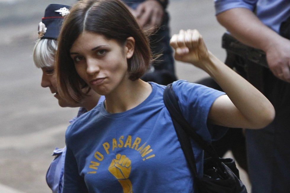 La justicia rusa declara las Pussy Riot organización extremista por ser “una amenaza a la seguridad del Estado” La justicia rusa declara las Pussy Riot organización extremista por ser “una amenaza a la seguridad del Estado”