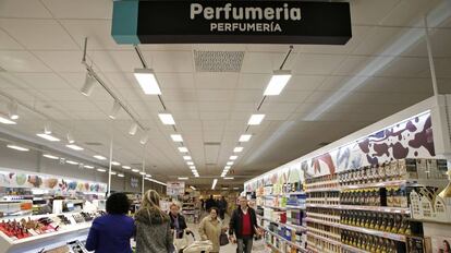 Sección de perfumería de uno de los establecimientos de Mercadona.