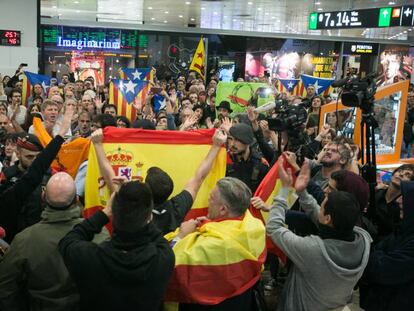 Concentraciones pro y antiindependencia en Barcelona, el pasado octubre.