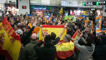 Concentraciones pro y antiindependencia en Barcelona, el pasado octubre.