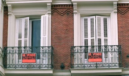 Anuncio de venta de un piso en la calle Fernando VI de Madrid.