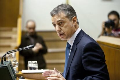 Urkullu, durante su intervención en el Pleno del Parlamento vasco.