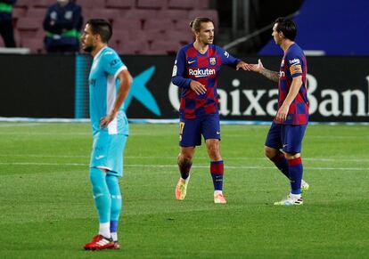Messi y Griezmann, durante el duelo ante el Leganés.