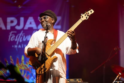 El bajista Richard Bona en Puerto Príncipe.