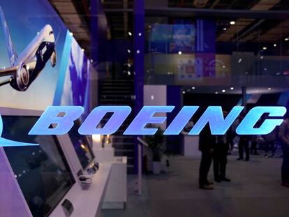 Boeing confía en que los 737 MAX vuelen de nuevo en enero