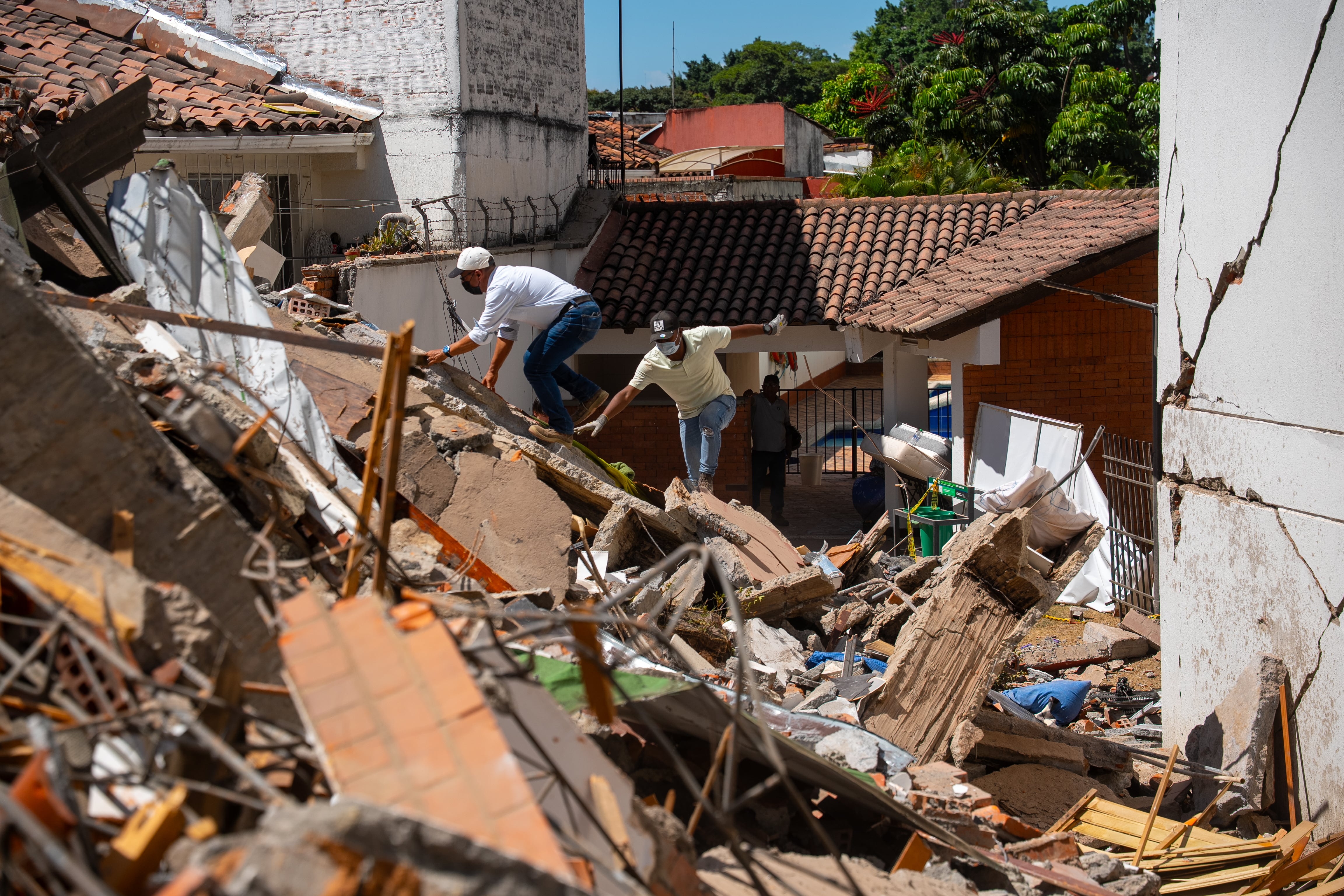 El terremoto en Colombia, un enorme primer desafío para Abelardo De la Espriella
