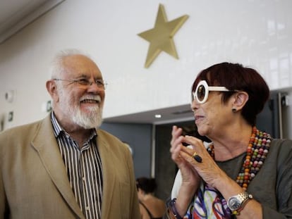 El director de cine, guionista y escritor Gonzalo Su&aacute;rez y la periodista y escritora Maruja Torres galardonados con los premios Terenci Moix.