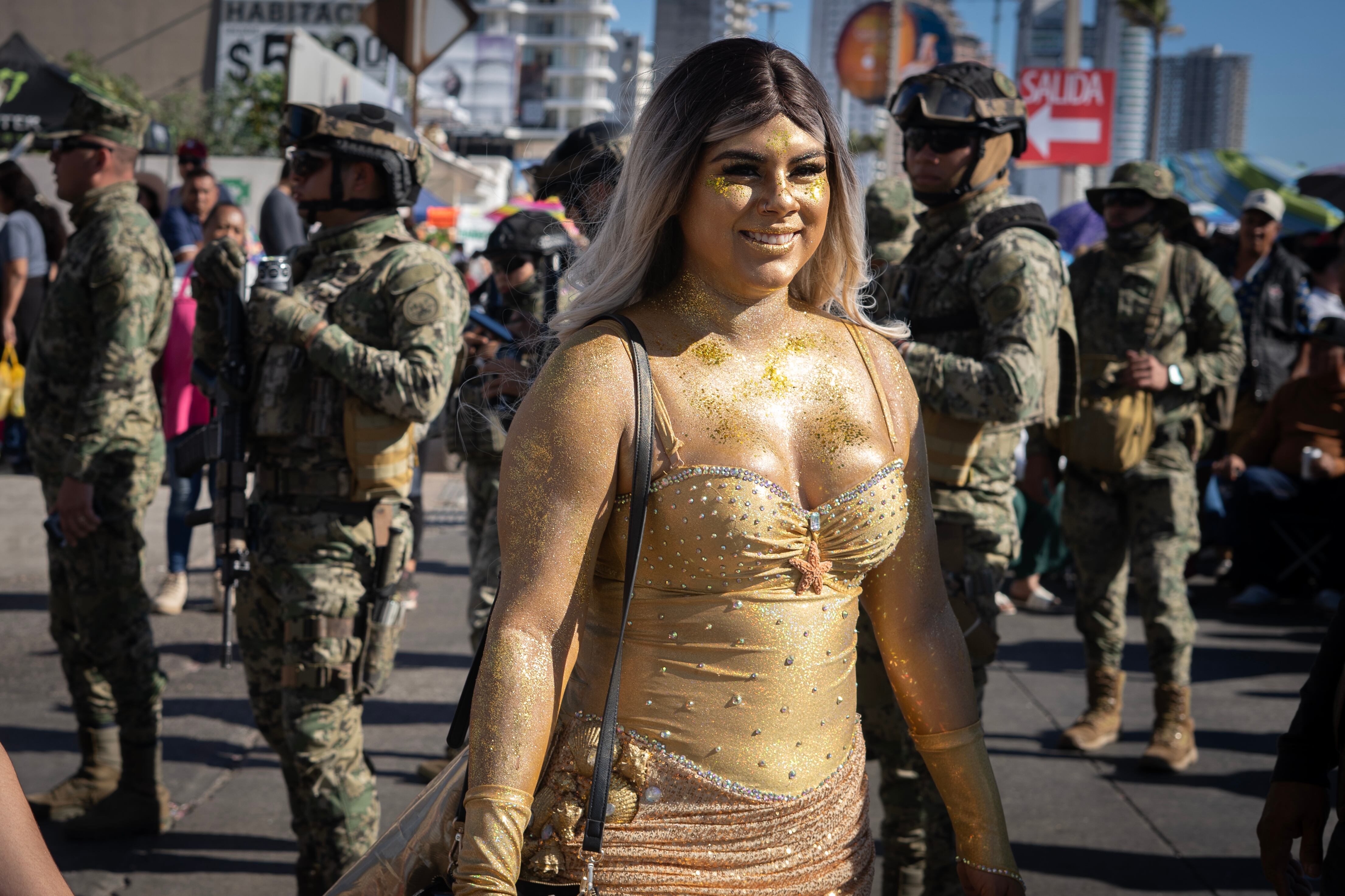 La euforia del carnaval opaca la crisis de violencia en el sur de Sinaloa