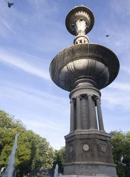 Fuente de Villanueva, de Víctor d'Ors, en el parque del Oeste.