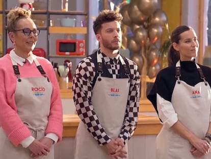 De izquierda a derecha, Rocío Carrasco, Blas Cantó y Ana Boyer, finalistas de 'Bake Off: famosos al horno'.