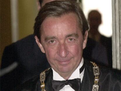 Antonio Salinas.