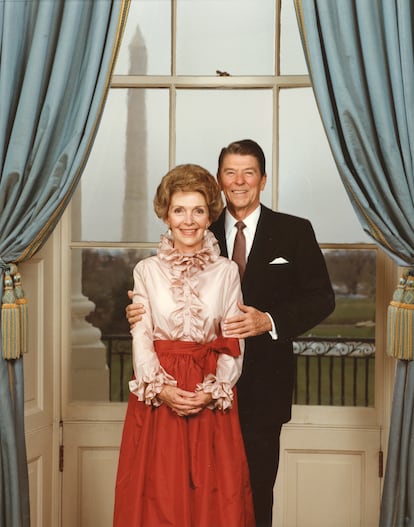 Retrato de Ronald y Nancy Reagan, en la Casa Blanca en 1984.