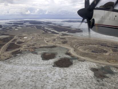 The Diavik diamond mine, seen from an aircraft, in June 2005.