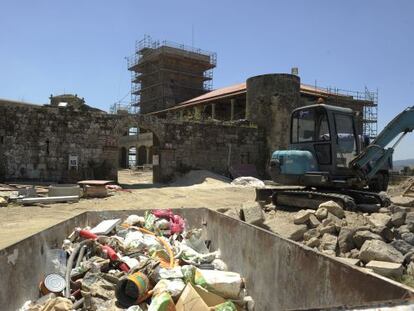 Obras de Dragados en el Castelo de Monterrei.