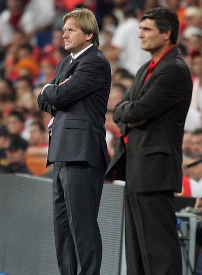 Juande Ramos (en primer término) y Bernd Schuster, en la final de la Copa del Rey de 2007 entre el Sevilla, ganador, y el Getafe.
