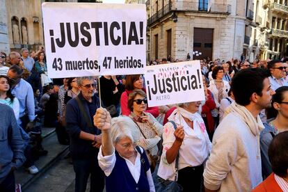 Imagen de una concentraci&oacute;n para pedir justicia en el accidente de metro.