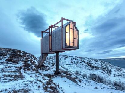 El hotel Fordypningsrommet, un conjunto de cabañas individuales en la pequeña isla de Fleinvær, cerca de Bodø (Noruega).