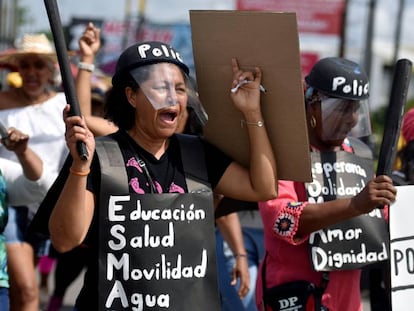Cientos de personas participan en una protesta el pasado 3 de junio en Buenaventura.