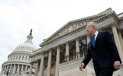 Harry Reid, l&iacute;der dem&oacute;crata en el Senado 