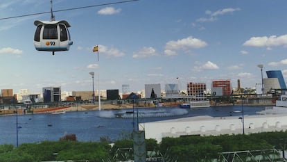 Imagen del lago de la Expo y de los pabellones de las Comunidades Autónomas, en 1992.