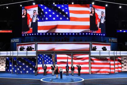 El escenario de la convenci&oacute;n dem&oacute;crata en Filadelfia, este martes.