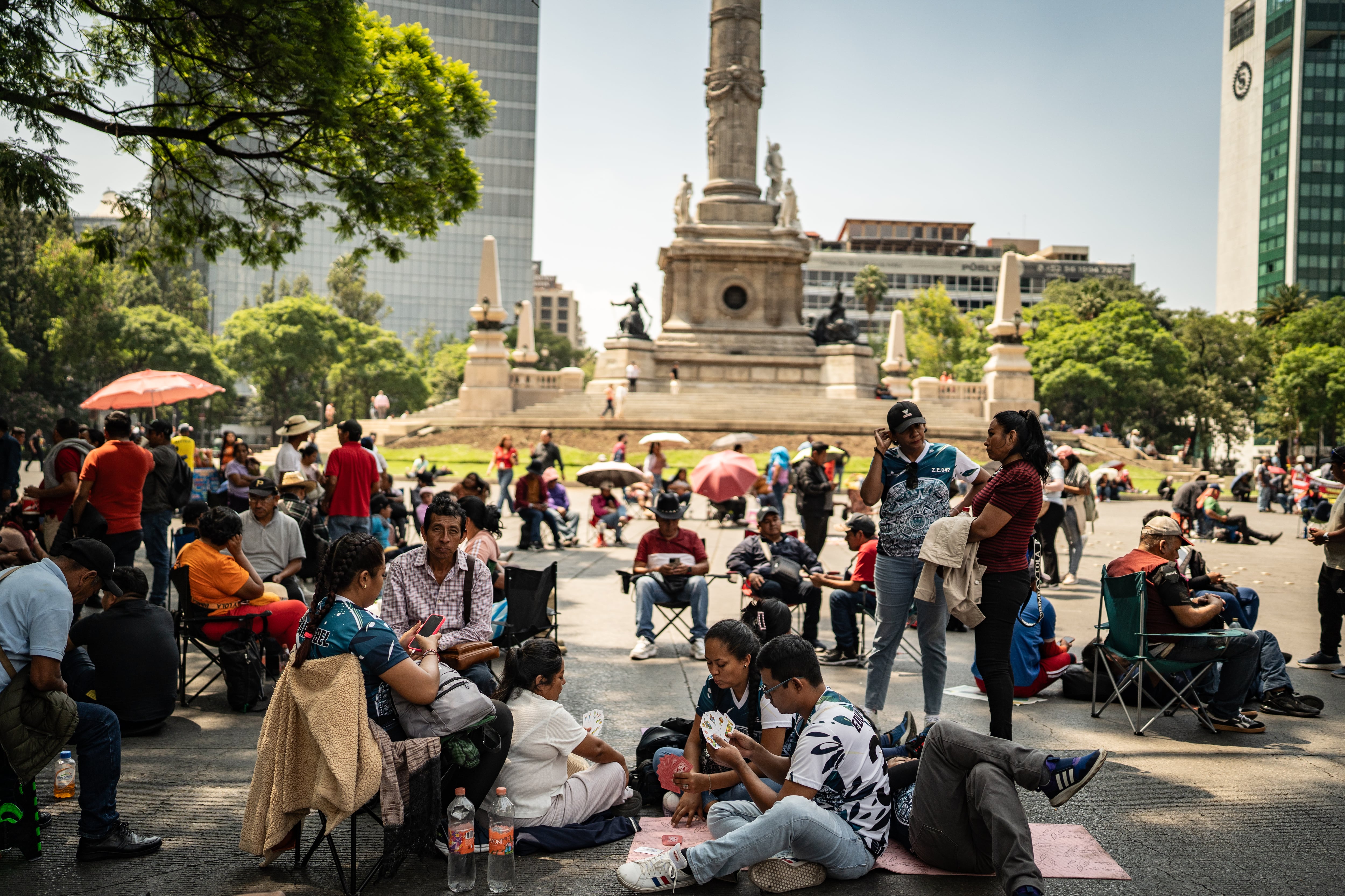 La CNTE extiende su campamento y redobla su amenaza de paralizar Ciudad de México
