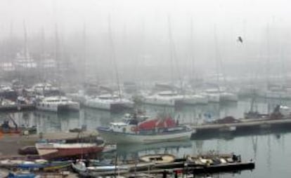 Imagen del Puerto de pescadores, en primer término, de Palama de Mallorca. EFE/Archivo