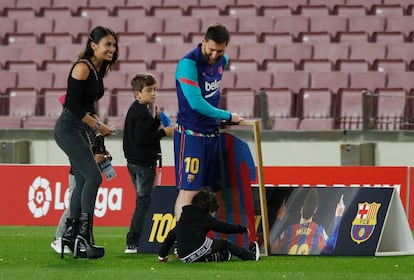 Messi junto a su familia en Barcelona vs Valladolid