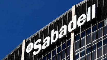 Oficinas del Banco Sabadell en Barcelona.