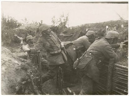 A grenade is thrown into a trench in 1915.