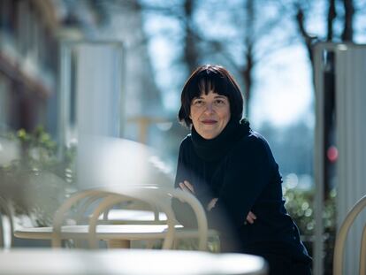 Pilar Adón, en una cafetería de Madrid, en enero.