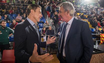 Pitino y Pesic charlan antes del Barça-Panathinaikos de Euroliga