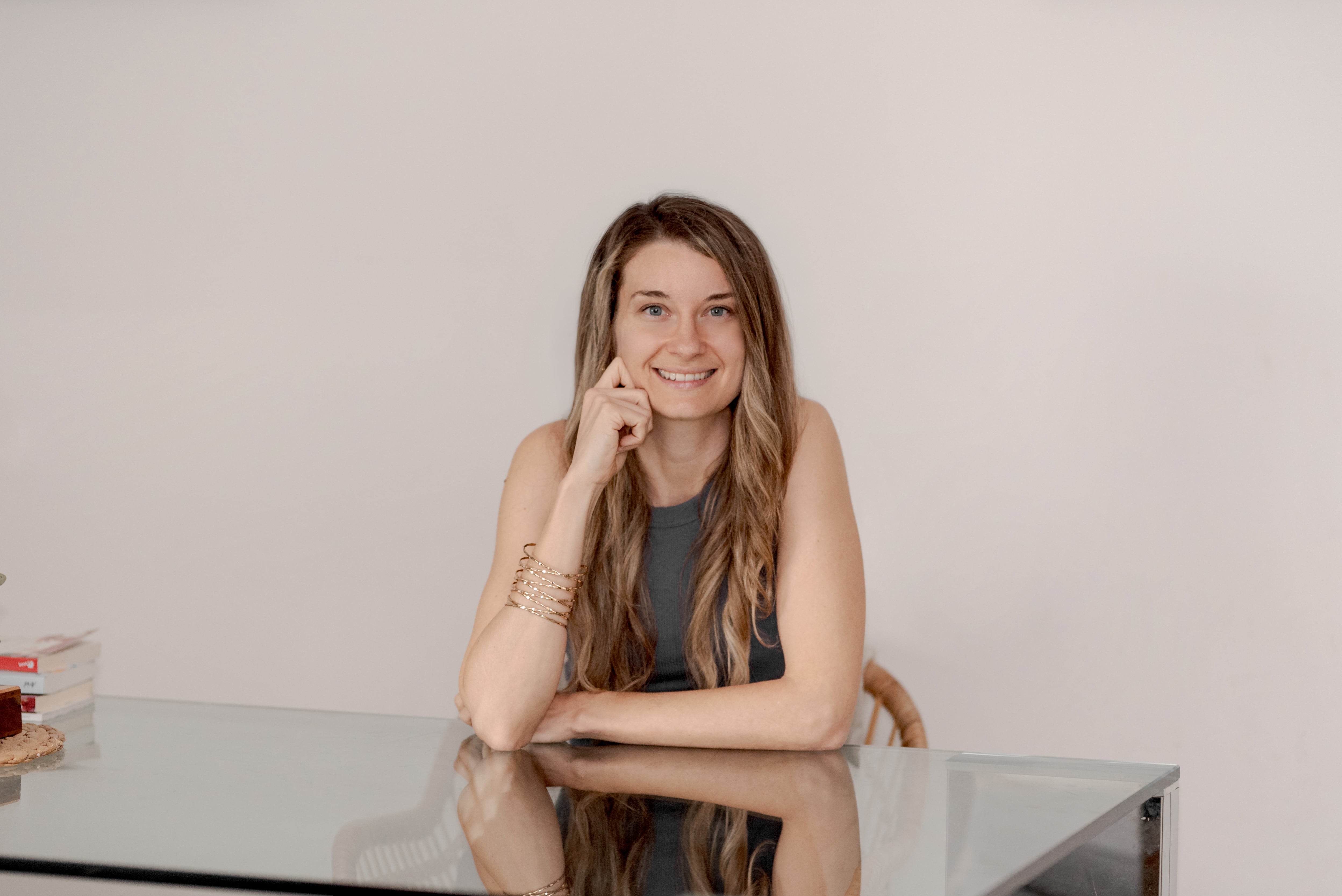 Laura Estremera, psicóloga: “Es urgente cambiar la mirada que tenemos de los primeros años de vida de un niño”