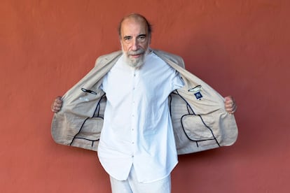 El poeta chileno Raúl Zurita, retratado esta semana en Cartagena de Indias, en el marco del Hay Festival de Colombia.