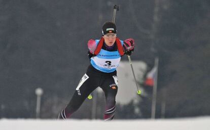 Victoria Padial, durante la prueba de biatl&oacute;n. 