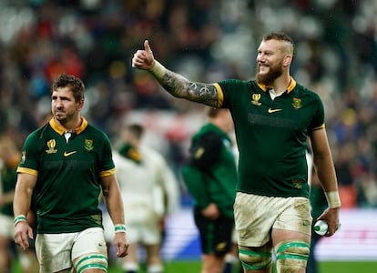 Rudolph Snyman celebra el pase a la final, después de que Sudáfrica venciera a Inglaterra en las semifinales.