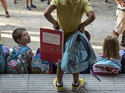 Alumnos en una escuela de Barcelona.