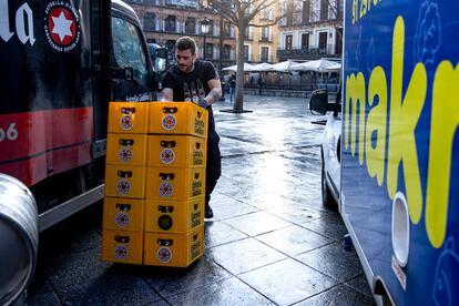 Un trabajador en Toledo, el 2 de febrero.