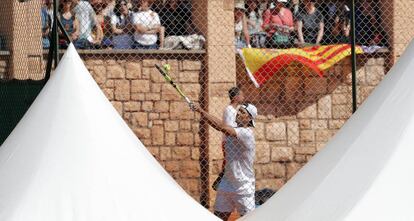 Rafa Nadal se entrena en Montecarlo. 