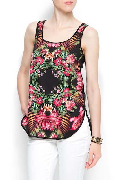 Top estampado de Mango. Precio: 17, 99 euros.