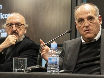 El administrador único de Mediapro, Jaume Roures, y el presidente de LaLiga, Javier Tebas