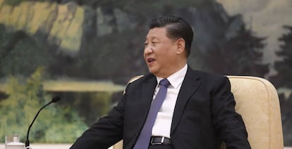 El presidente chino, Xi Jinping, durante la reunión que ha tenido con el director de la OMS, Tedros Adhanom, este martes en Pekín.