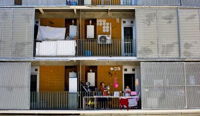 Bloque de viviendas sociales adquiridas por Blackstone en Madrid.