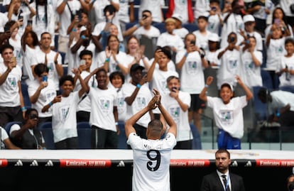 El Real Madrid presenta a Kylian Mbappé
