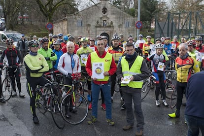 Homenaje en Ourense al ciclista fallecido y a sus compañeros heridos.