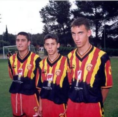 Josep Puigvert, a la derecha en la imagen, durante su etapa como futbolista en las categorías inferiores de la selección catalana.