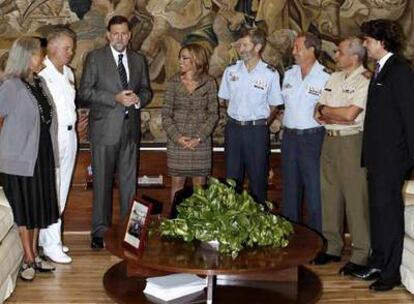 Chacón y Rajoy, junto a la nueva cúpula militar