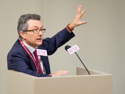 Xavier Vives, durante una clase.