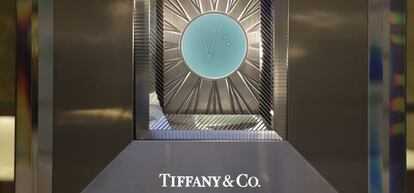 Art&iacute;culo expuesto en una tienda de Tiffany en Rome (Italia).