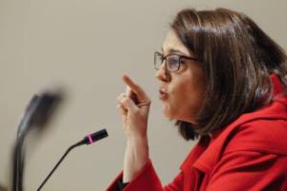 La portavoz parlamentaria del PSOE, Soraya Rodrguez, durante a la rueda de prensa que ha ofrecido hoy tras concluir la junta de portavoces en el Congreso de los Diputados.